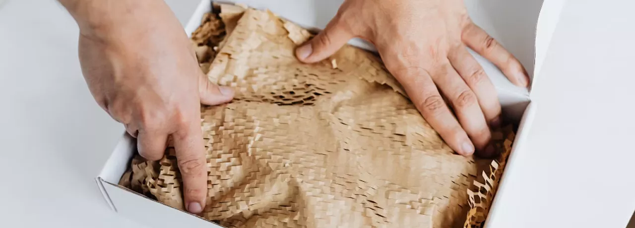 Chèque cadeau offert par un fournisseur : qui peut les recevoir ? 