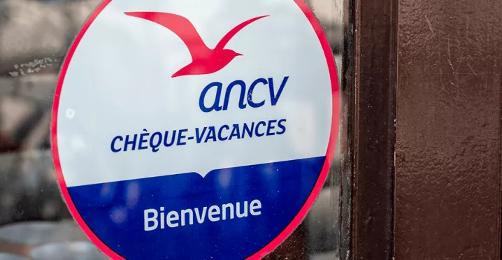 Dirigeants, salariés : qui a le droit aux chèques vacances ?