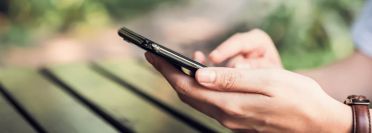 Smartphone en main