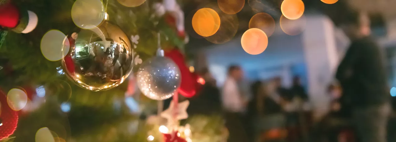 Pourquoi et comment organiser un repas de Noël en entreprise ?