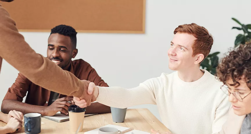 Attribution des titres-restaurant : faut-il demander l’avis des instances représentatives du personnel ?