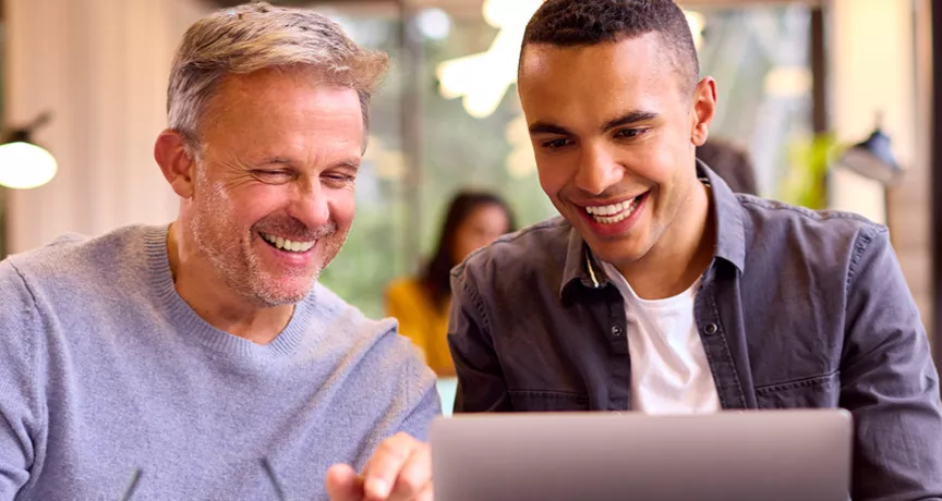 Cadeau stagiaire en entreprise : comment les récompenser ?