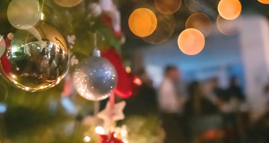 Pourquoi et comment organiser un repas de Noël en entreprise ?