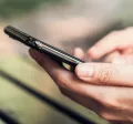 Smartphone en main