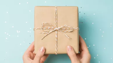  Fidélisez vos équipes en mettant en place des cadeaux d'ancienneté dans votre entreprise !