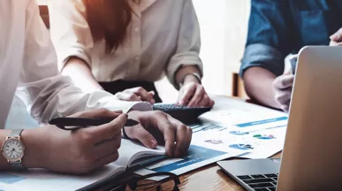 Salaire fixe et variable : quel package pour un commercial ?