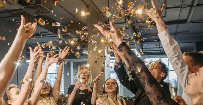 Comment organiser une soirée de Noël en entreprise réussie ?